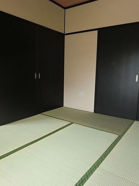 画像12:落ち着きのある和室です。