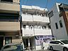 外観：閑静な住宅街に建つマンション