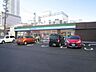 周辺：コンビニ「ファミリーマートまで200m」