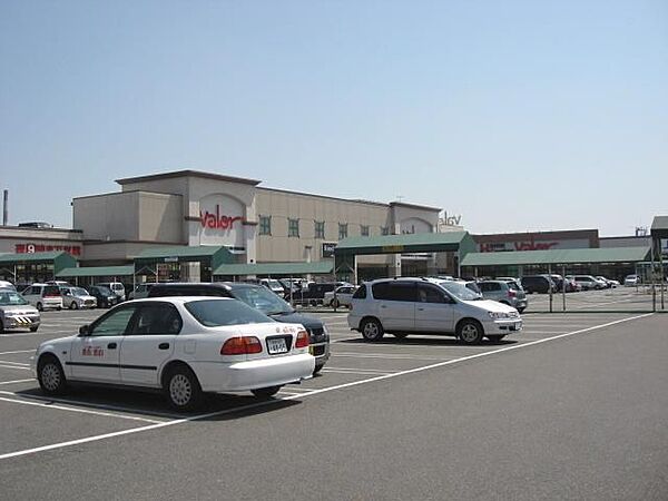 画像26:ショッピング施設「バローまで720m」