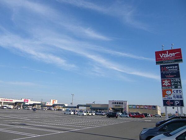 画像23:ショッピング施設「バローまで1200m」