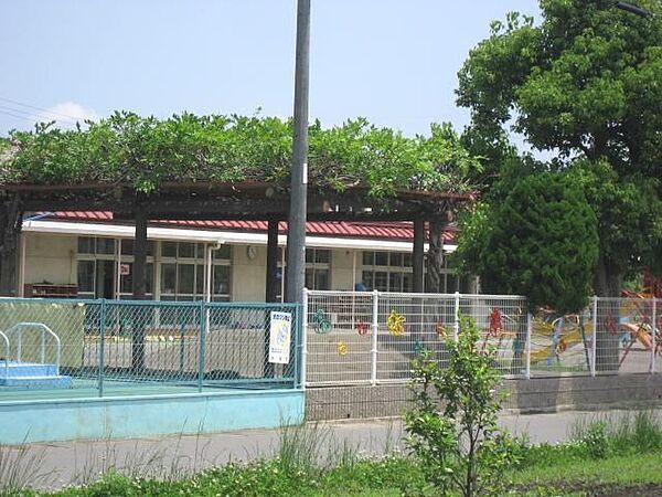 画像29:幼稚園、保育園「三城保育園まで1100m」