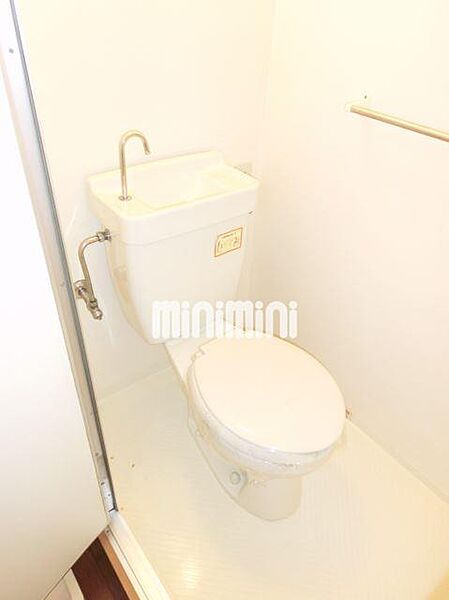 画像10:清潔感のあるトイレ。