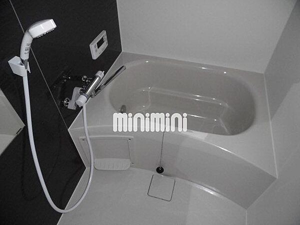 画像20:リラックスできそうなお風呂です。