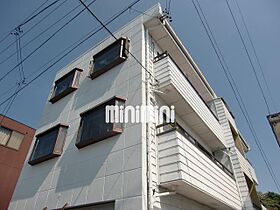 ホワイトピア  ｜ 岐阜県各務原市蘇原柿沢町１丁目（賃貸マンション1LDK・1階・35.24㎡） その1