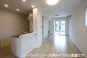 ルナ・ソレイユB 101 ｜ 岐阜県各務原市鵜沼羽場町３丁目301-1（賃貸アパート1LDK・1階・50.01㎡） その3