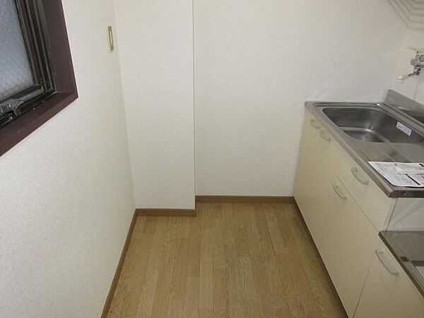 画像17:キッチン裏のスペースです。