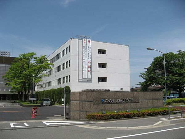 画像24:病院「朝日大学歯学部附属病院まで400m」