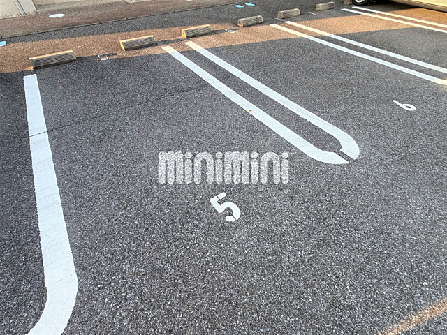 6 / 6