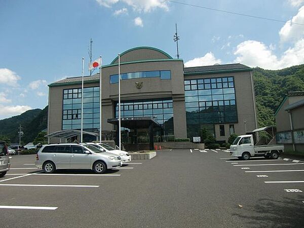 画像24:役所「坂祝町役場まで1500m」