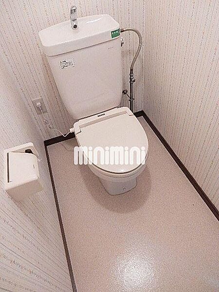 画像11:トイレにも棚があり、便利です。