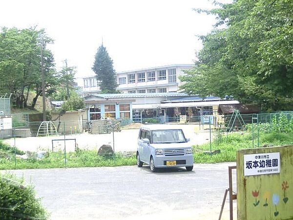画像22:幼稚園、保育園「坂本幼稚園まで1300m」
