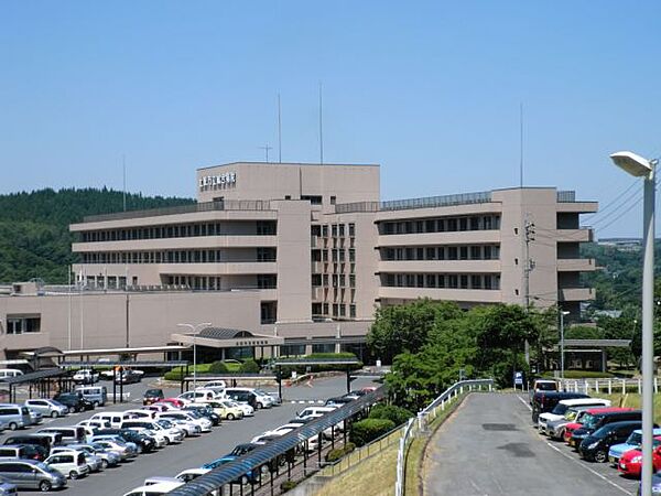 画像26:病院「市立総合病院まで5200m」