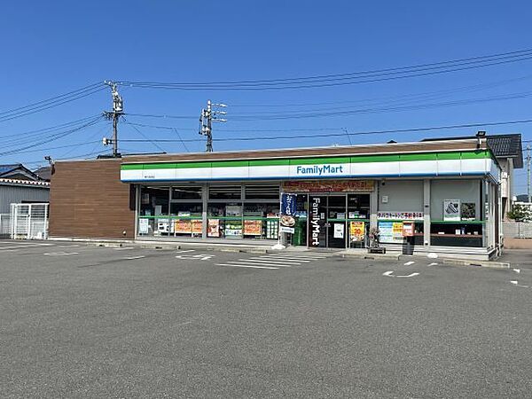 画像24:コンビニ「ファミリーマート関円保通店まで324m」