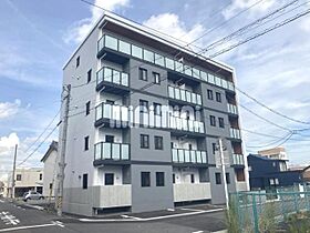 リベル元町 205 ｜ 三重県四日市市元町11-7（賃貸マンション1R・2階・37.19㎡） その1