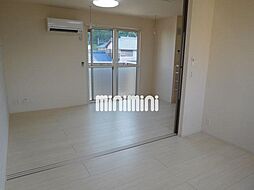 カーム・ハイツ 2階1LDKのリビング/ダイニング