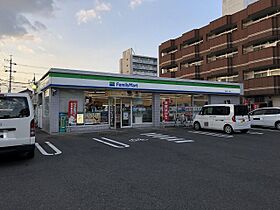 ファミーユ  ｜ 三重県津市島崎町（賃貸アパート1K・2階・32.81㎡） その17