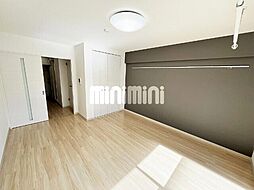 コンフォール津 105 1階1Kのリビング/ダイニング