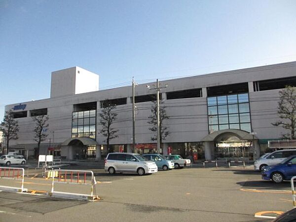 画像17:ショッピング施設「鈴鹿ハンターまで640m」