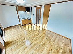 サンヒルズ鈴鹿II 2階1LDKのリビング/ダイニング