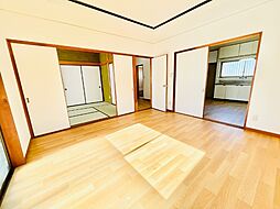 道伯5丁目一戸建 1階5DKのリビング/ダイニング