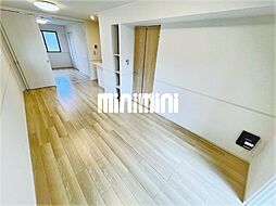 エトワールII 101 1階1LDKのリビング/ダイニング