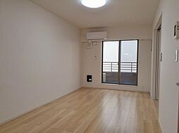 エレガントパレスM 205 2階1LDKのリビング/ダイニング