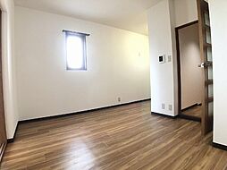 ピースハイツ 3階2DKのリビング/ダイニング