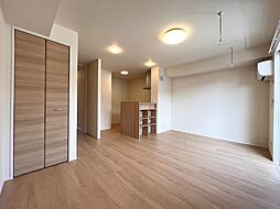 Rose Garden 202 2階1LDKのリビング/ダイニング