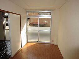 サンパレス伊藤 1階2LDKのリビング/ダイニング