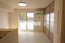 コンフィアンス 3階1LDKのリビング/ダイニング