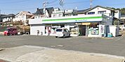 コンビニ「ファミリーマート桑名陽だまりの丘店まで474m」