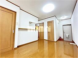 Ｗｏｏｄ久松　II 2階1LDKのリビング/ダイニング