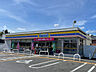 周辺：コンビニ「ミニストップ亀山関木崎店まで914m」