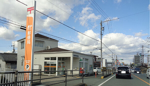 画像18:郵便局「松阪駅部田郵便局まで466m」