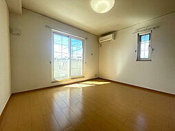 ボニートI 2階1LDKのリビング/ダイニング