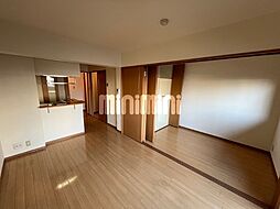 アンジュー 1階1LDKのリビング/ダイニング