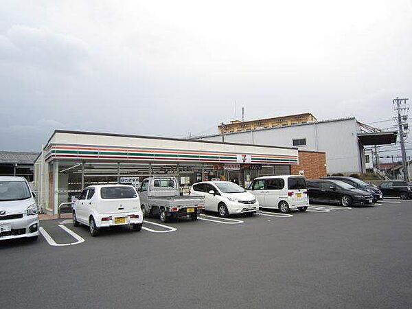 画像19:コンビニ「セブンイレブン伊賀四十九町北店まで276m」