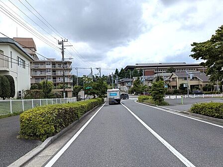 都市機能の利便性と豊かな緑に恵まれた住環境