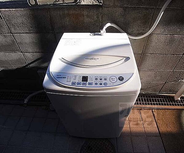 画像23:共用部分に洗濯機設置済