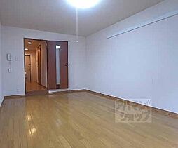 京阪本線 三条駅 徒歩4分の賃貸マンション 1階1Kのリビング/ダイニング