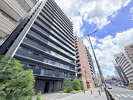 ●13階部分の高層階×角部屋×駅チカ!×ペット飼育可能♪