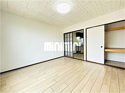 フラット・エム 1階1Kのリビング/ダイニング