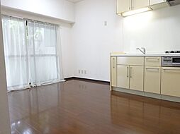 シャトーカワイ