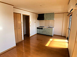 メゾンウイング 2階1LDKのリビング/ダイニング