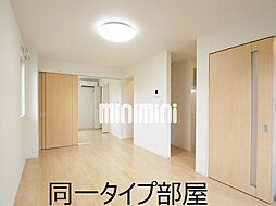 ルフレエトワール　II 1階1LDKのリビング/ダイニング