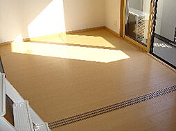 グランド　ソレーユ　Ｂ棟 2階1DKのリビング/ダイニング