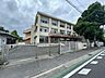 周辺：小学校「津市立栗葉小学校まで1761m」