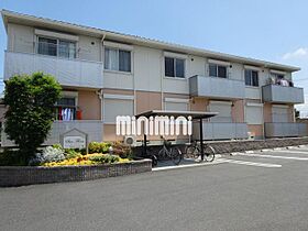 サンフローラ  ｜ 三重県鈴鹿市磯山３丁目（賃貸アパート1LDK・1階・49.07㎡） その1