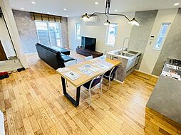 磯山2丁目戸建て 1 1階3SLDKのリビング/ダイニング